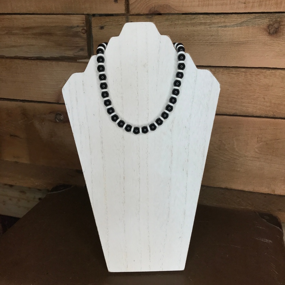 Vintage Black and white necklace 1950s-1960s 15.5 inch, Art Deco